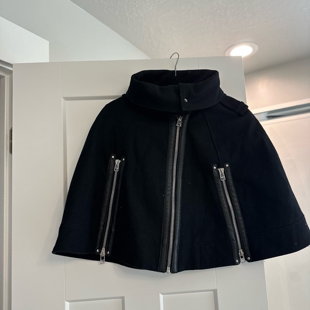 cloak size S